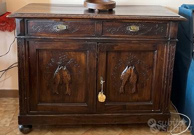 CREDENZA IN LEGNO  STILE LIBERTY 