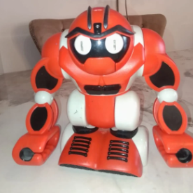 Boom Bot - Robot giocattolo interattivo