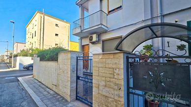 6 LOCALI A MANFREDONIA