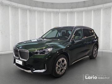 BMW iX1 edrive 20 X-Line
