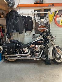 Harley Davidson Softail De Luxe 1690 abs