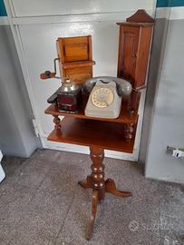 arredamento vintage telefono macina caffe 