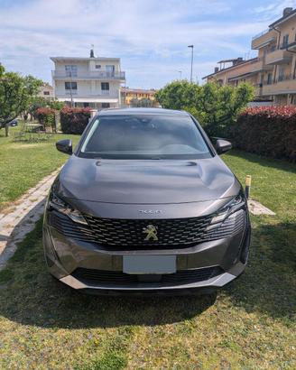 PEUGEOT 3008 BlueHDi 130 S&S EAT8 Allure