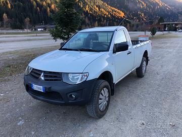 Mitsubishi L200 Pick Up 2.5 TDI