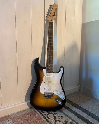 chitarra Fender Squier nuova!!!! Trattabile!!