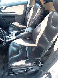 Volvo XC60 r-design automatico 