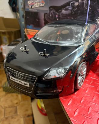 Auto rc a scoppio 1/10 audi tt