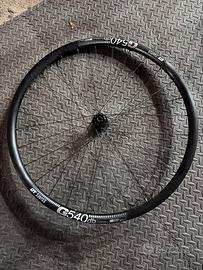 coppia ruote gravel DT Swiss pari al nuovo