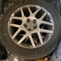 CERCHI GOLF 4 HIGHLINE + GOMME TERMICHE
