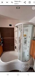 Vasca bagno e doccia combianate