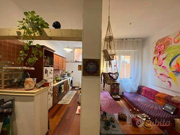 Bilocale con terrazzo vicino metro Colli Albani