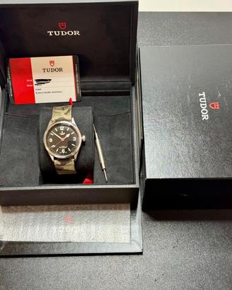 Tudor Ranger 79910