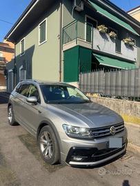 auto TIGUAN