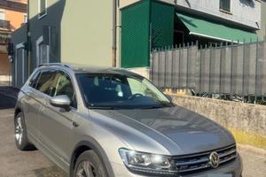 auto TIGUAN