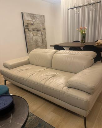 Divano in pelle vera natuzzi divani & divani