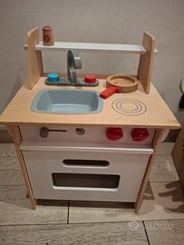 cucina giocattolo