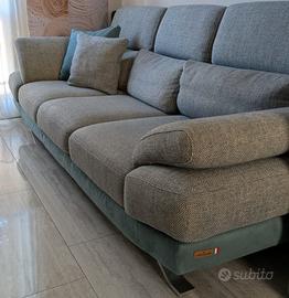 Divano PoltroneSofá 4 posti in garanzia