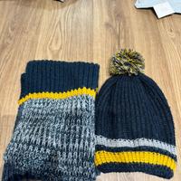 completo sciarpa e cappello