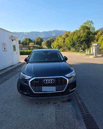 Audi Q3 40 2.0 190cv quattro pari al nuovo