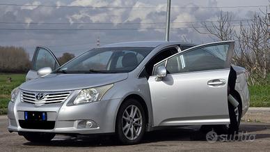 TOYOTA Avensis 3ª serie - 2010