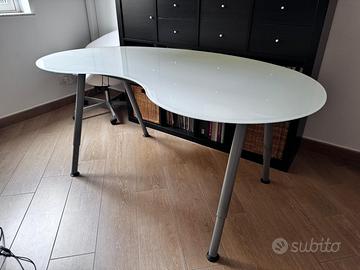 Scrivania Galant Ikea