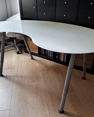 Scrivania Galant Ikea