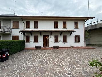 CASA SEMINDIPENDENTE A SAN VENDEMIANO