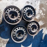 Cerchi in ferro da 15 pollici per KIA