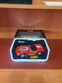 Ferrari 250 Testa Rossa Bburago scala da 1/18
