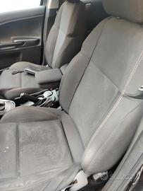sedili tappezzeria interno alfa romeo Giuliletta 