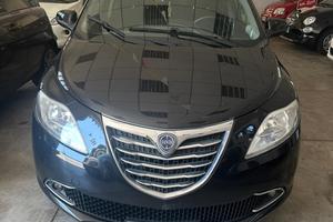 Lancia Ypsilon 1.2 benz ok neopatentati