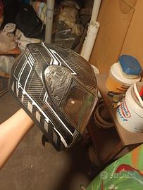 caschio di moto tutto carbonfiber 