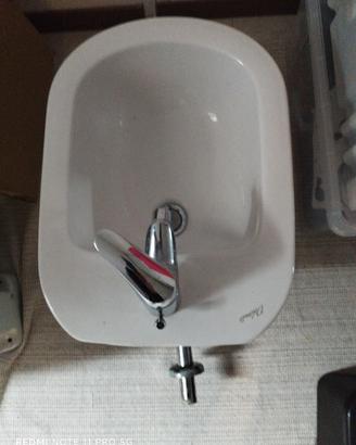 lavabo water bidet