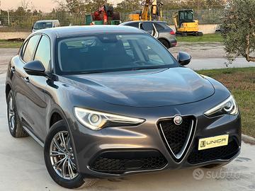 Alfa Romeo Stelvio 2.2 Turbodiesel 160 CV AT8 RWD 