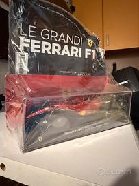 Ferrari F1-75 Charles Leclerc 2022 1:24 Centauria