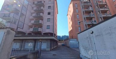 Immobile in asta di 92 m² con 3 locali e box auto 