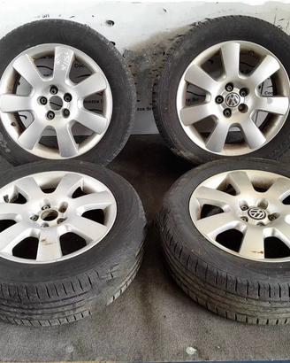 Cerchi in lega  16”   New Beetle