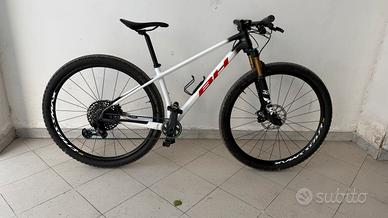 Bici MTB BH ULTIMATE RC