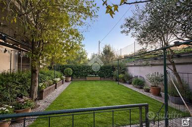 CASA SEMINDIPENDENTE A CARMIGNANO