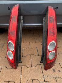 Fanali posteriori Ford Fiesta 2006