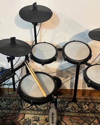 Batteria elettronica Alesis Nitro Max
