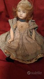 Bambola porcellana