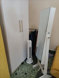 Specchiera portaoggetti