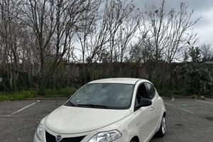 Lancia Ypsilon 1.2 69 CV 5 porte GPL Ecochic Gold