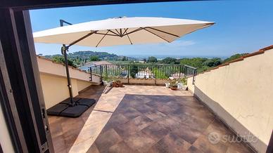 Ombrellone 3 x 3 m, braccio laterale, incl. base