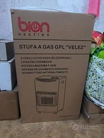 Stufa a gas GPL nuova imballata.