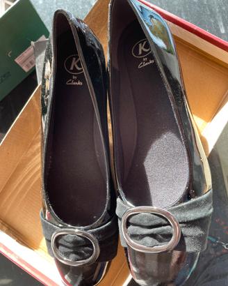 Mocassino vernice nera originale Clarks