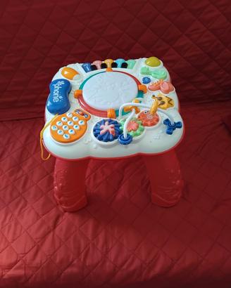 Tavolino multiattivita' per bambini.