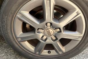 Cerchi originali Audi 5 fori aA3 A4 16 + pneumatic