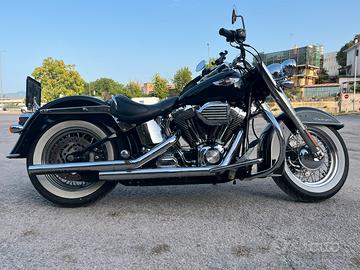 Harley Davidson softail deluxe